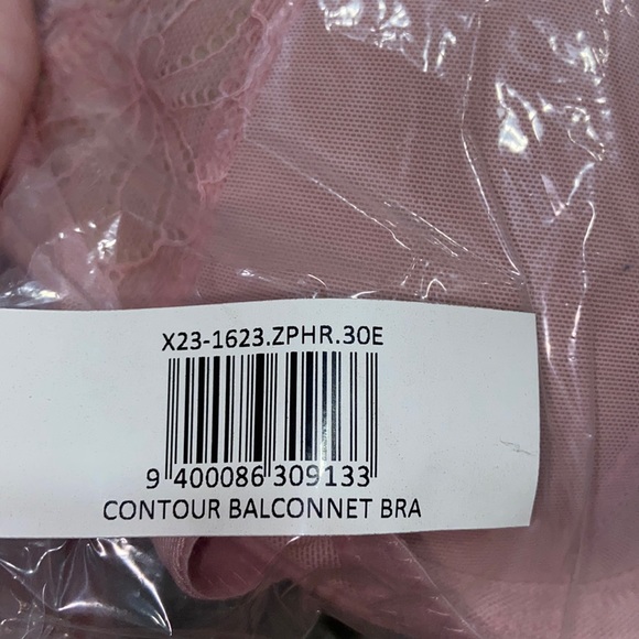 Fredericks of Hollywood 30E NWT - Picture 5 of 6